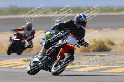 media/Oct-08-2022-SoCal Trackdays (Sat) [[1fc3beec89]]/Turn 14 (1050am)/